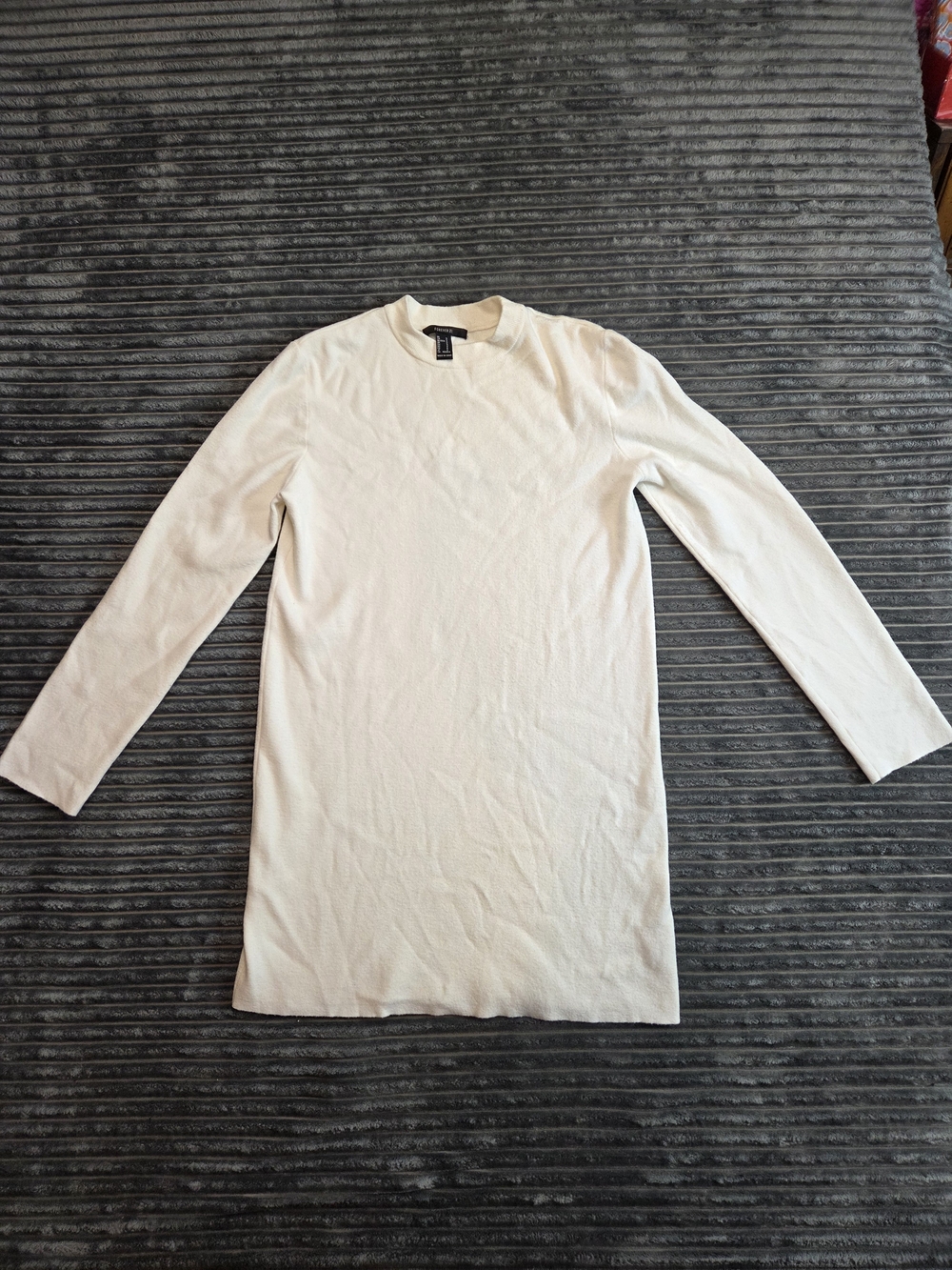 Forever 21 Cream Long-Sleeve Mini Dress